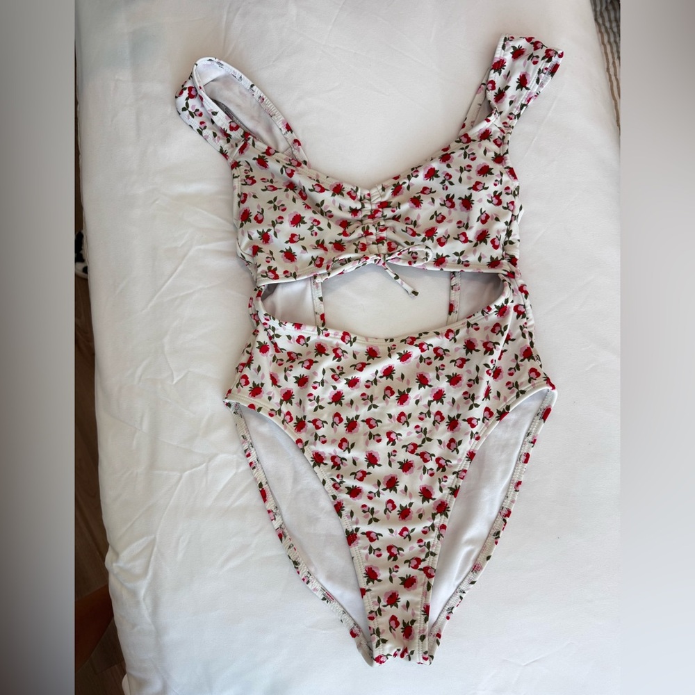 Floral one piece swimsuit!